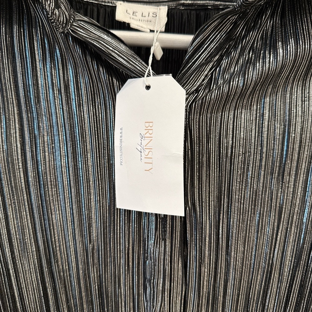Le Lis Metallic Pleated Shirt Dress XS Black Silver Belted Mini Party Holiday - Picture 4 of 5